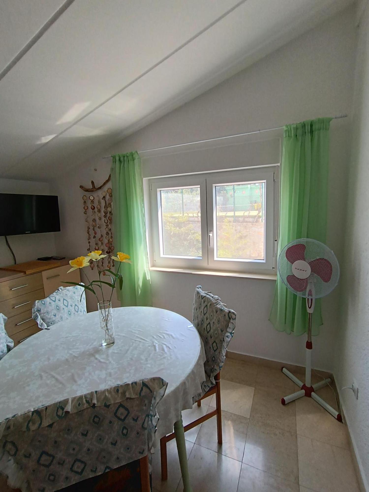 Levak Apartments - Apt. 1 Пиешчана Увала Екстериор снимка