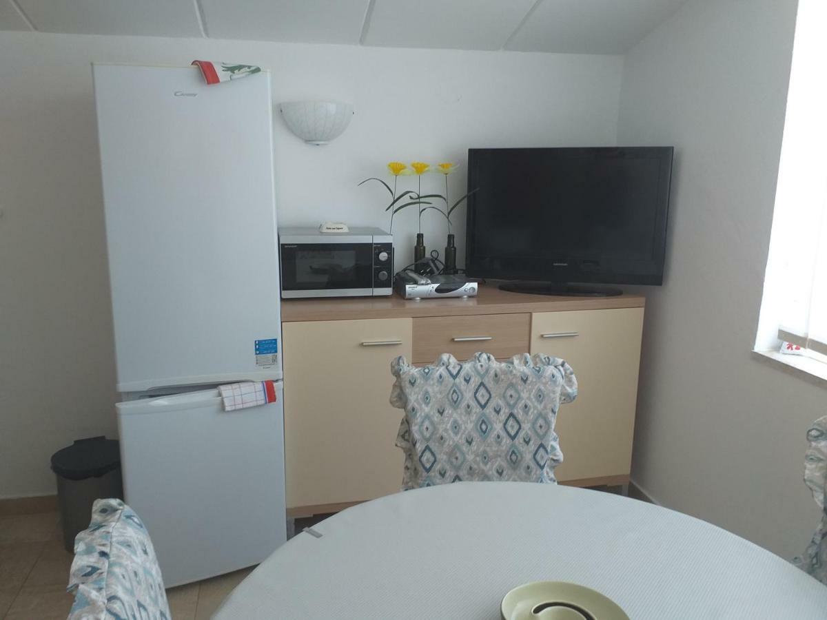 Levak Apartments - Apt. 1 Пиешчана Увала Екстериор снимка